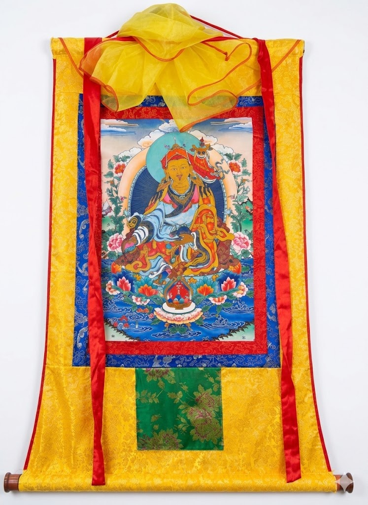 Guru Orgen Norla Thangka Blessed by Lama Sonam Tashi | Tibetan Buddhist Thangka 7 thanka tai bao nen vang 60x90 1