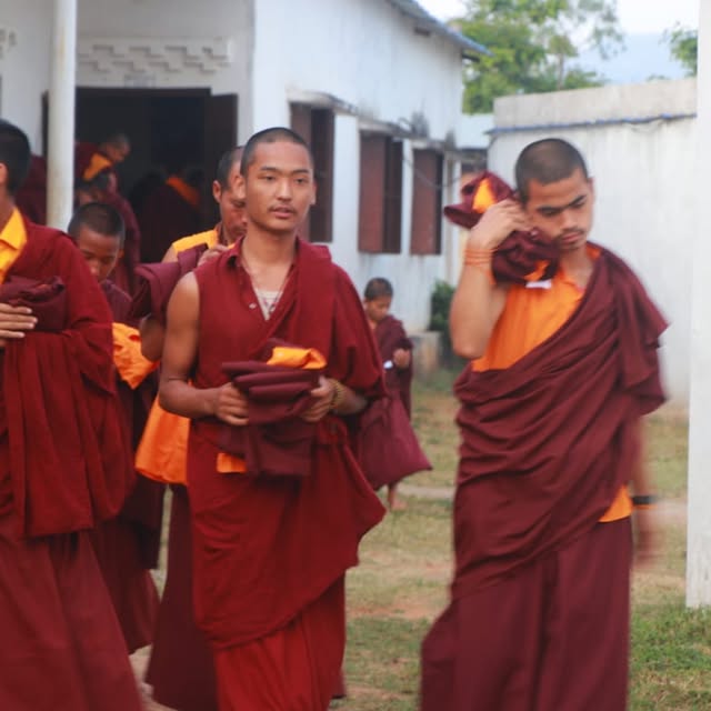 Cúng Dường Y Áo Chư Tăng Tu viện Dundul Raptenling – Odisha, Ấn Độ 3 y ao 3