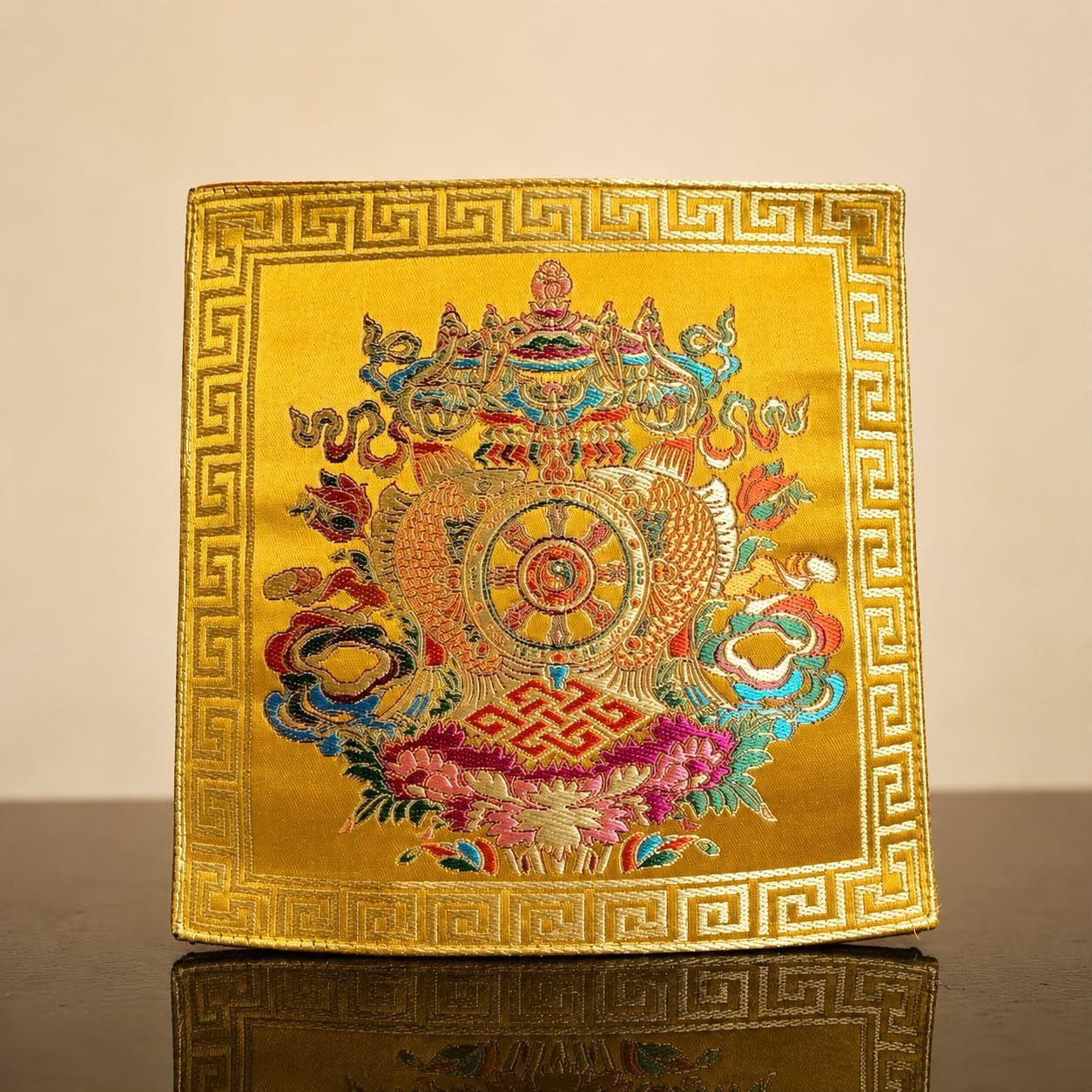 Vajra & Bell Brocade Mat – Eight Auspicious Symbols, 21 cm