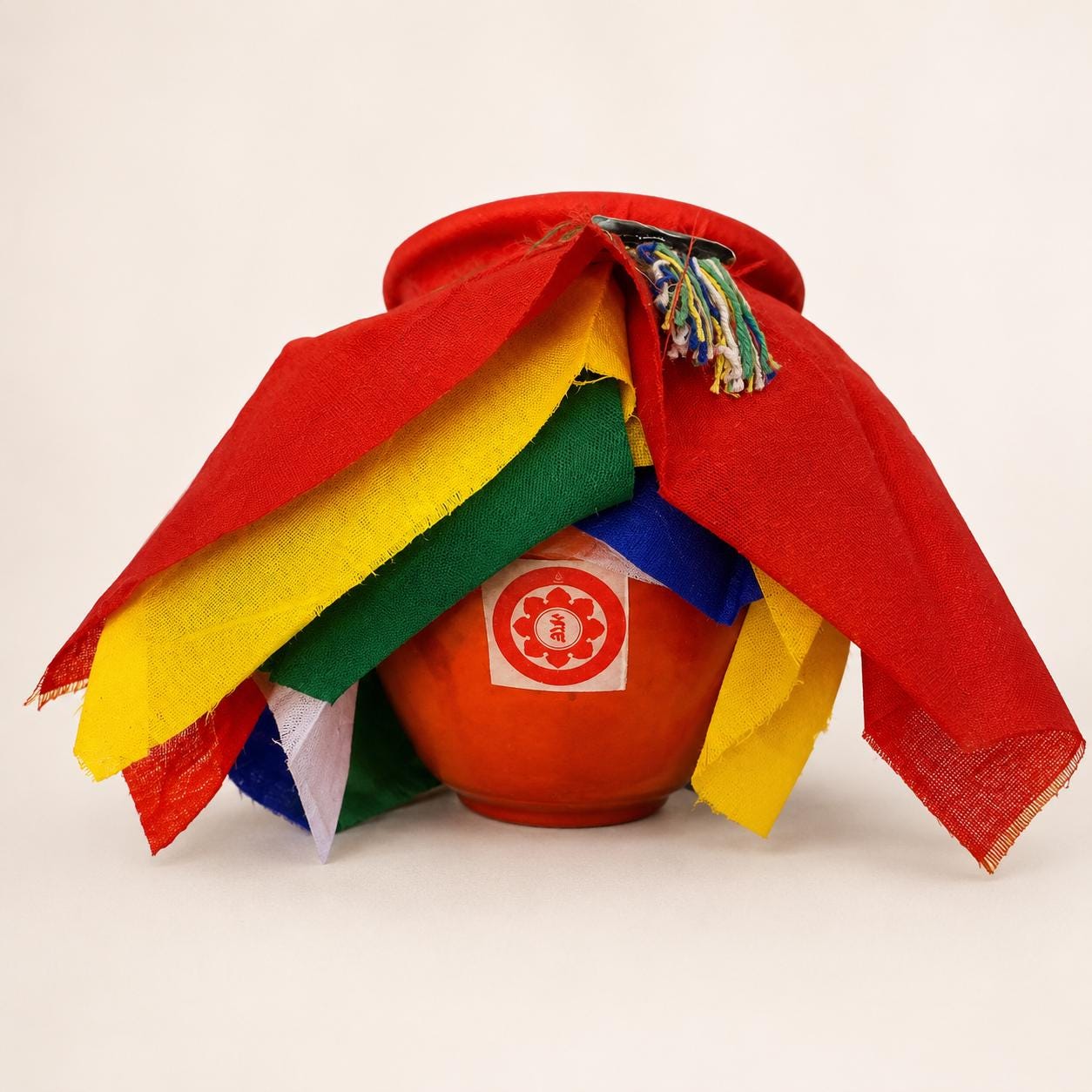 Consecrated Tibetan Wealth Vase (Yang Bum)